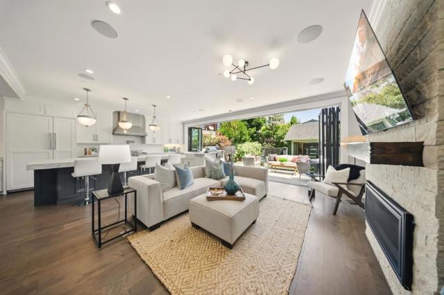 852 Paloma Avenue, Burlingame CA: https://media.crmls.org/mediaz/66e6eba0-dbae-455d-a1c6-3d6fac0cc15b.jpg