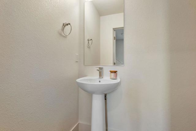 3071 Boyter Place, Santa Clara CA: https://media.crmls.org/mediaz/66e7abf3-0961-4c9a-bdcc-cf7db9679e94.jpg