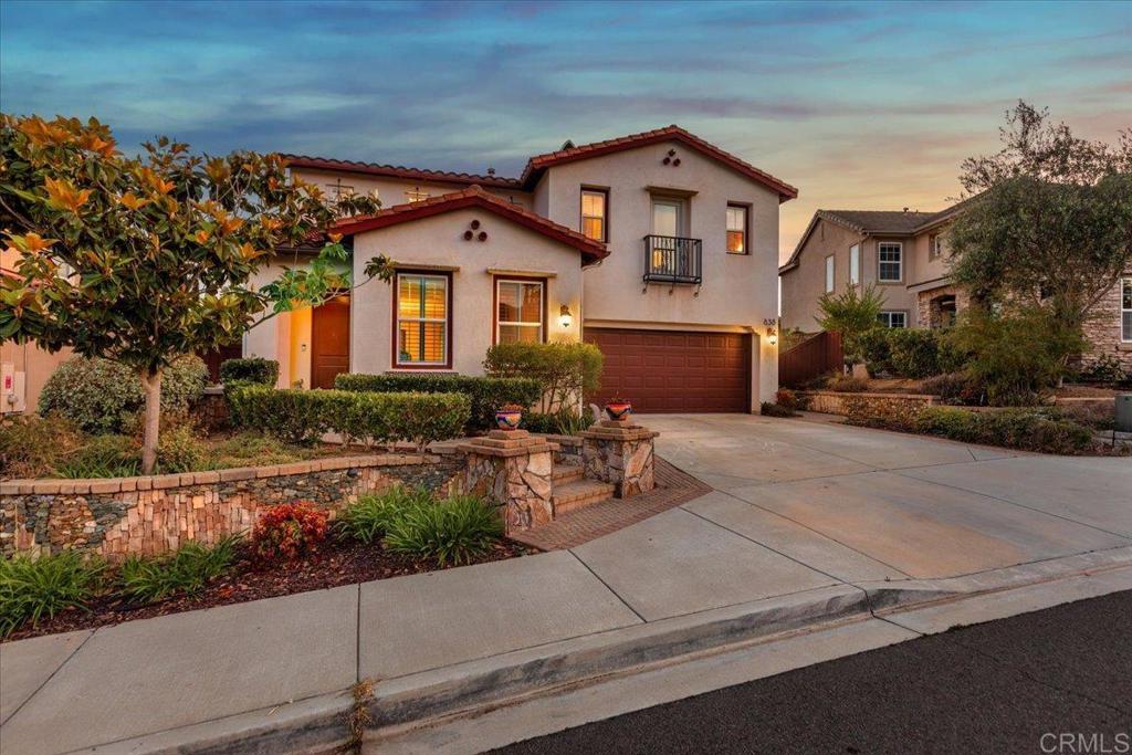 838 Luminara Way - photo 2