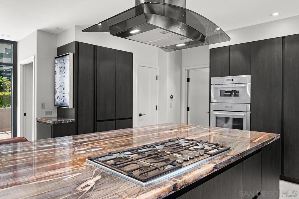 555 Front Street - photo 17