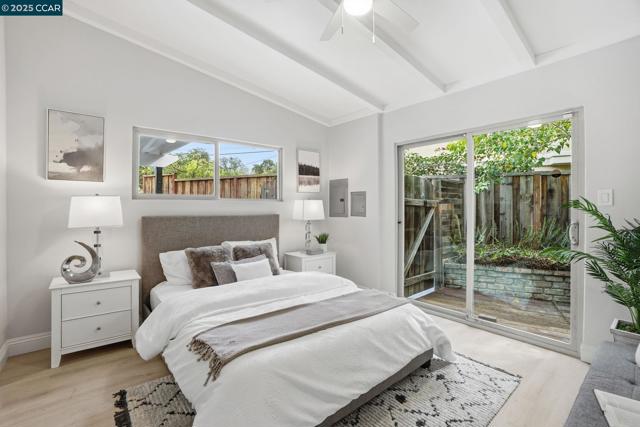 289 Sierra Dr, Walnut Creek CA: https://media.crmls.org/mediaz/66e982d7-6c9c-40d8-9ac1-e63897877122.jpg