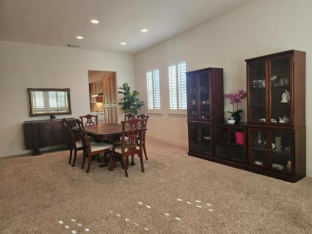 1703 Cobblefield Lane, Los Banos CA: https://media.crmls.org/mediaz/66ea308b-09d5-4b05-9ae7-f51814e5935b.jpg