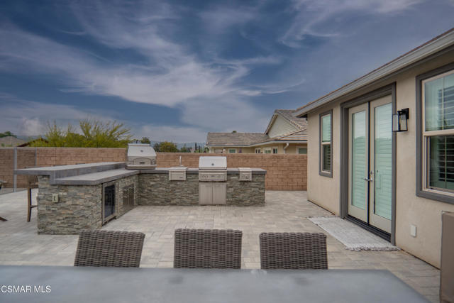 3262 Jacinto Court, Simi Valley CA: https://media.crmls.org/mediaz/66ec3b9e-67eb-49a1-8a56-cca60cd727eb.jpg