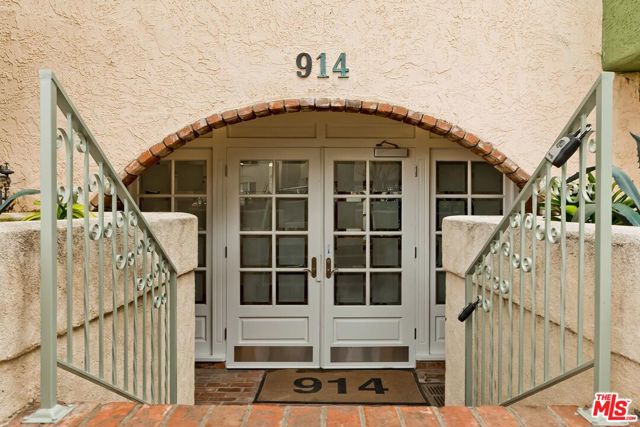 914 Lincoln Boulevard, 307 photo 3