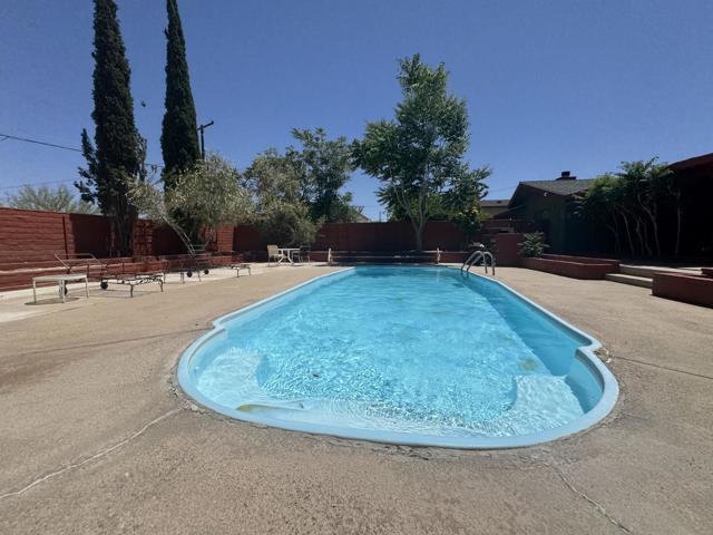 7585 Joshua Lane, Yucca Valley CA: https://media.crmls.org/mediaz/66ed0a53-e085-47d3-a9e6-51c05ec2d897.jpg