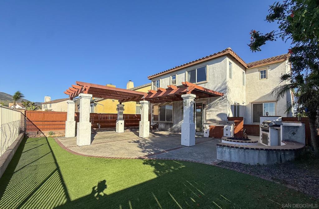 700 Rocking Horse Dr