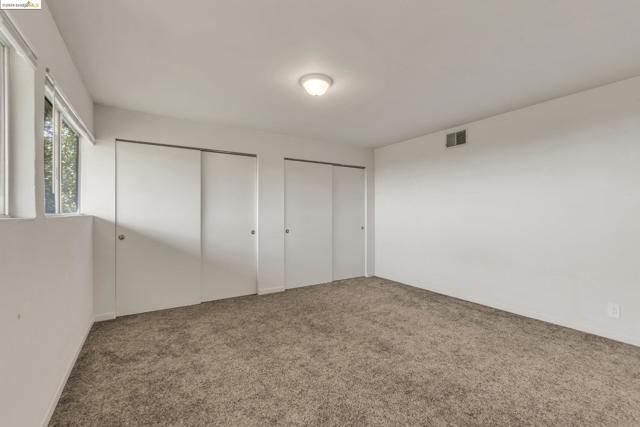 2001 Manzanita Dr, Oakland CA: https://media.crmls.org/mediaz/66ed92ab-233f-42f2-90c9-8bbe0a8c6861.jpg