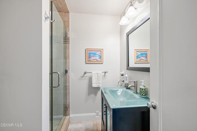 6766 Las Olas Way, Malibu CA: https://media.crmls.org/mediaz/66edaca2-0b23-4a12-a2b9-d743b68a493f.jpg