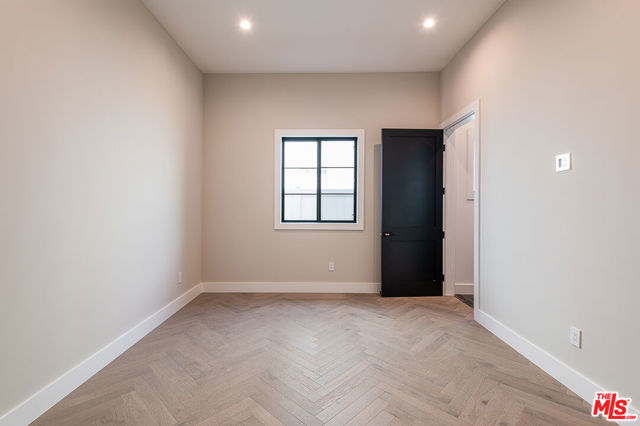 14752 Hartsook Street photo 19