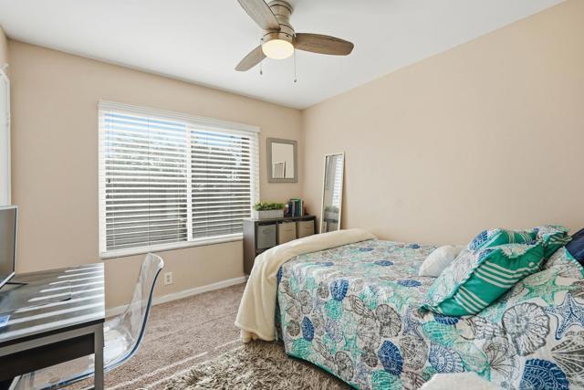 Detail Gallery Image 11 of 15 For 6889 Panamint Row #3,  San Diego,  CA 92139 - 3 Beds | 2 Baths
