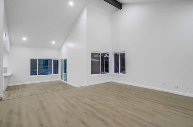 4512 Terraza Ct, San Diego CA: https://media.crmls.org/mediaz/66eff82c-37ab-4d18-a7d6-864523e97acd.jpg
