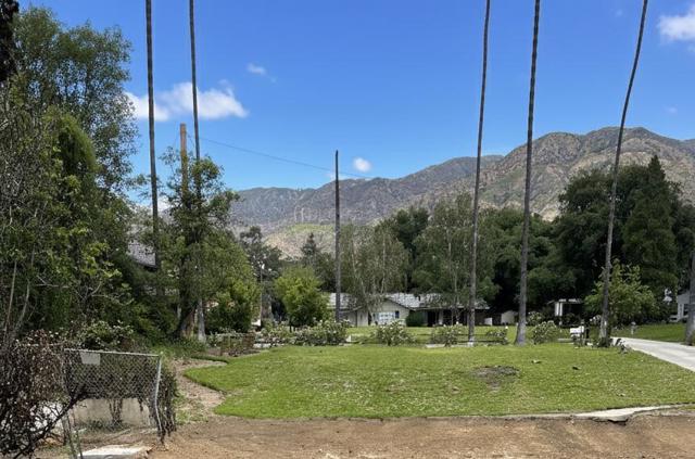 1660 Homewood Drive, Altadena CA: https://media.crmls.org/mediaz/66f08e73-be34-46b5-9d8f-59ebfd4c7fad.jpg