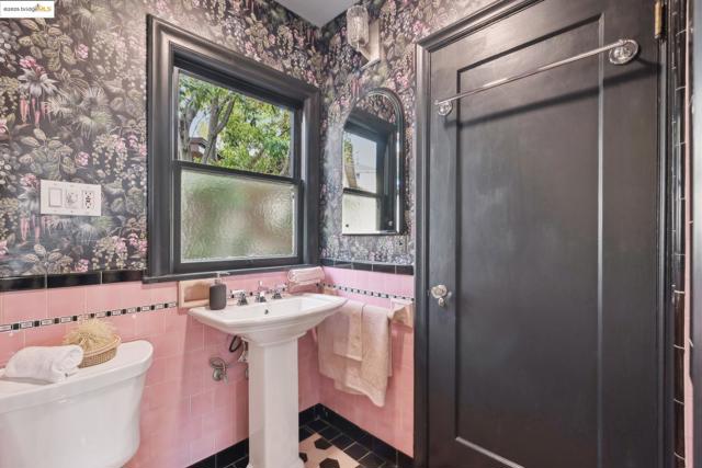 981 Indian Rock Ave, Berkeley CA: https://media.crmls.org/mediaz/66f0c0bf-47c8-4478-8c46-b56b94e04723.jpg