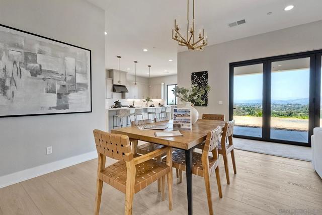 1648 Calle Catalina, Escondido CA: https://media.crmls.org/mediaz/66f1493a-c5bf-4925-8580-225dcf10cde5.jpg