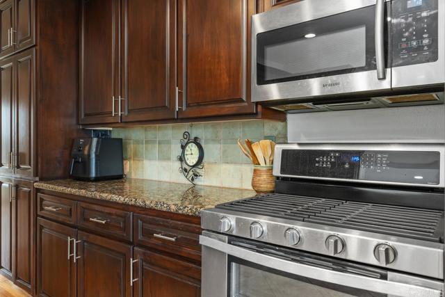 Detail Gallery Image 11 of 46 For 2725 Morning Glory Ln, Carlsbad,  CA 92008 - 3 Beds | 2 Baths