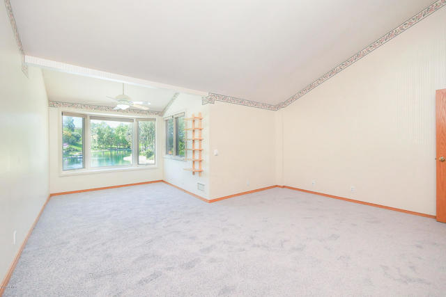 23150 Park Sorrento, Calabasas CA: https://media.crmls.org/mediaz/66f15dcf-f82c-4034-b02d-8b81594fb16f.jpg