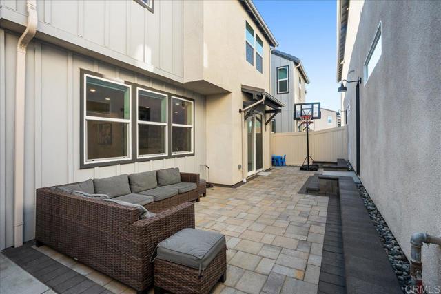 39532 Tannat Drive, Temecula CA: https://media.crmls.org/mediaz/66f1a039-c905-463a-bfcf-1a8d51946527.jpg