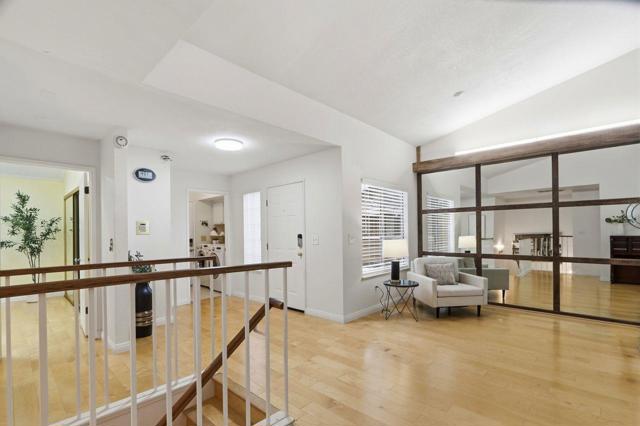 1212 Shelby Creek Lane, San Jose CA: https://media.crmls.org/mediaz/66f1e70a-2b2e-4043-a533-332f3f8f63e0.jpg