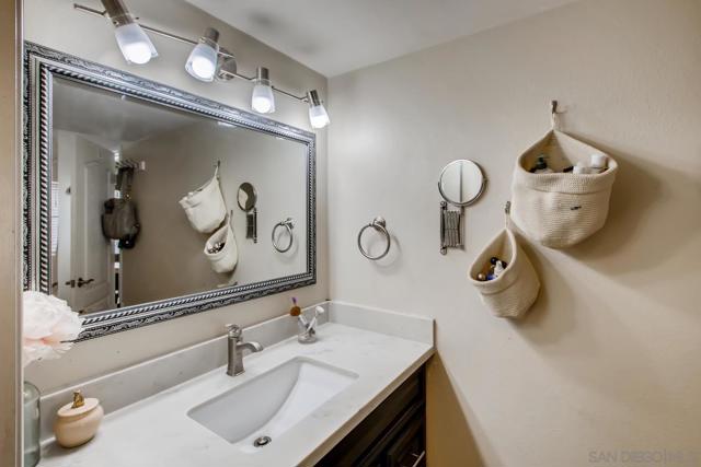 4205 Ohio St, San Diego CA: https://media.crmls.org/mediaz/66f1f904-53e8-40e2-8b9e-8c218f362c4a.jpg
