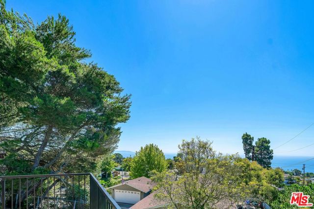 28817 Cedarbluff Drive, Rancho Palos Verdes, California 90275, 5 Bedrooms Bedrooms, ,3 BathroomsBathrooms,Residential,Sold,Cedarbluff,23304789