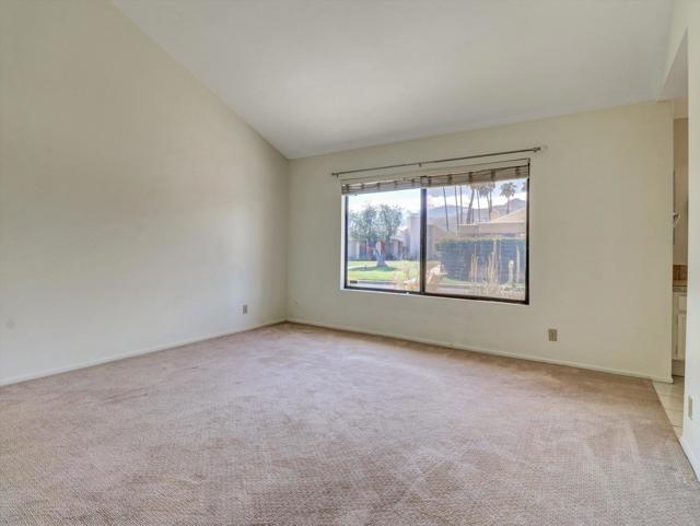 35738 Calle Montigo, Cathedral City CA: https://media.crmls.org/mediaz/66f229c5-16b5-4813-9916-482c2c342f85.jpg