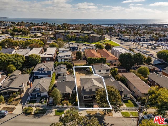 319 Gertruda Avenue, Redondo Beach, California 90277, 0 ,Residential Income,For Sale,Gertruda,0,26854135