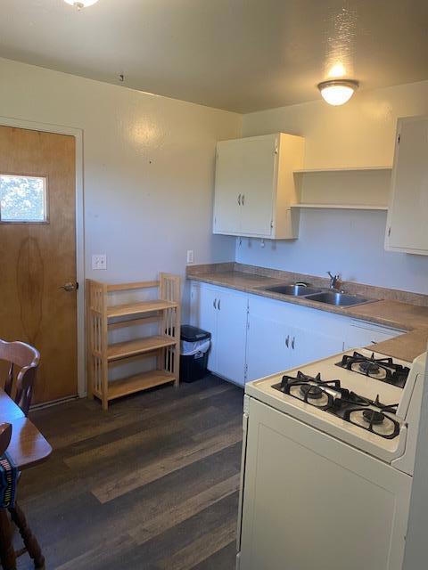 277 Manfre Road, Watsonville CA: https://media.crmls.org/mediaz/66f46f52-8fed-477a-8f8a-3ce489c2f2e8.jpg