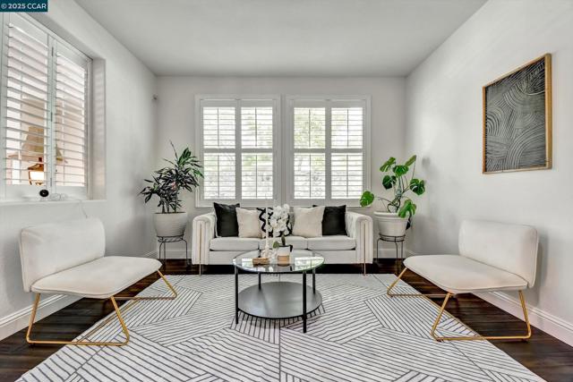 1033 LANTERN BAY, Hercules CA: https://media.crmls.org/mediaz/66f57b6b-97e2-47ae-987d-03ce2a8dfdca.jpg