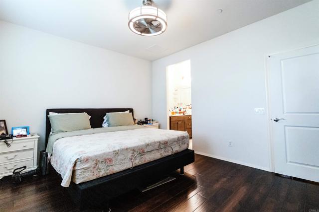 Detail Gallery Image 23 of 24 For 647 E Mustang St, Camarillo,  CA 93010 - 3 Beds | 2/1 Baths