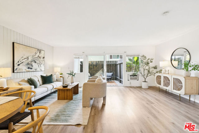 5003 Stoney Creek Road, Culver City CA: https://media.crmls.org/mediaz/66f64a56-143d-4cbf-8598-807f9080fcd3.jpg