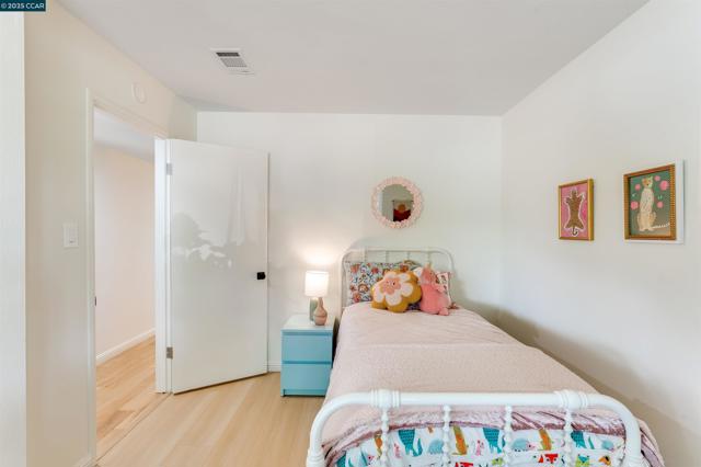 438 Odin Dr, Pleasant Hill CA: https://media.crmls.org/mediaz/66f736b5-8d29-43ef-afad-d6d40ccbb18a.jpg