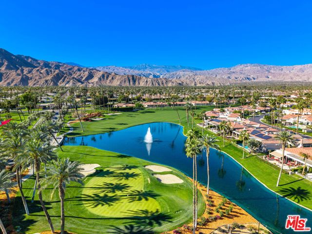 75653 Camino De Paco, Indian Wells CA: https://media.crmls.org/mediaz/66f79f2d-e97e-47ae-b2c0-58364569b400.jpg