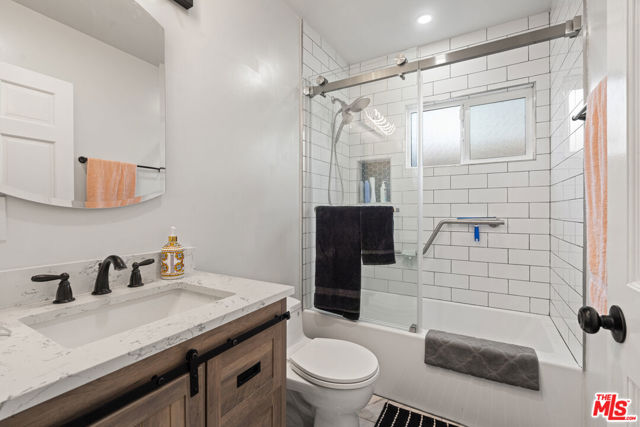 5040 W Slauson Avenue, Los Angeles CA: https://media.crmls.org/mediaz/66f7a510-d4db-46c9-8db1-c474cb325713.jpg