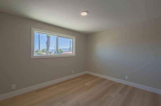903 Rider Avenue, Salinas CA: https://media.crmls.org/mediaz/66f80341-82cd-4b70-9dab-588e383993fa.jpg