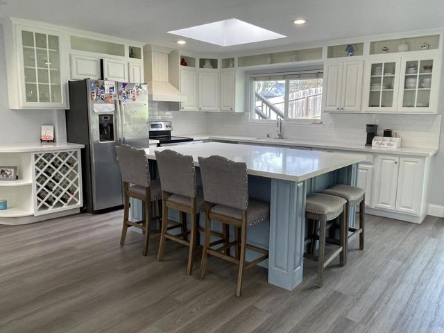 15105 Charter Oak Boulevard, Salinas CA: https://media.crmls.org/mediaz/66f907f5-3400-41a9-88d3-e71833bf0282.jpg