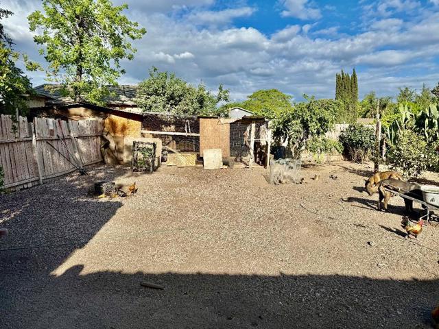 4208 Esmail Avenue, Keyes CA: https://media.crmls.org/mediaz/66f9ad6e-5294-40c5-93c5-eca46ae9e85f.jpg