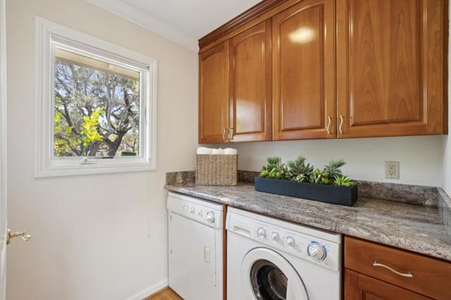 18074 Daves Avenue, Monte Sereno CA: https://media.crmls.org/mediaz/66fafd17-4545-4d32-8978-54be2ae82e7d.jpg