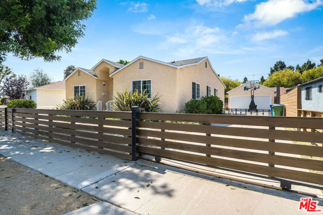 Image 2 for 11415 Segrell Way, Culver City, CA 90230