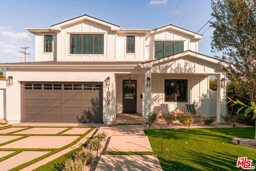 16008 Miami Way — Traditional