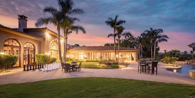 4955 Rancho Del Mar Trail, San Diego CA: https://media.crmls.org/mediaz/66fcfdf3-1802-47aa-94f0-94c0e4aefbed.jpg