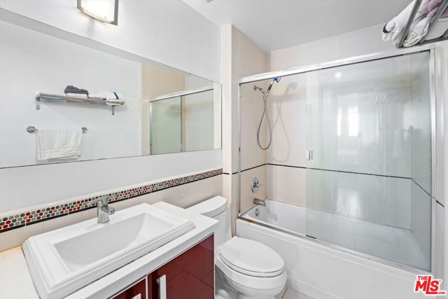 848 Irolo Street, Los Angeles CA: https://media.crmls.org/mediaz/66fd3692-d344-4c46-844c-851e80ad2cec.jpg