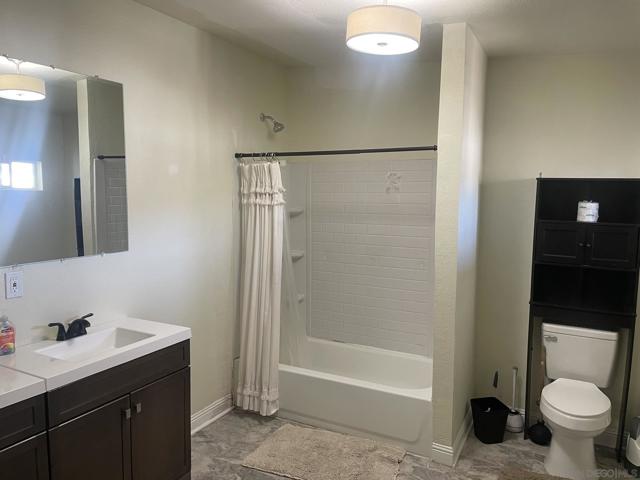 720 W California Ave., Vista CA: https://media.crmls.org/mediaz/66fe911d-e8dd-48b8-ad2f-41772b3c92e1.jpg