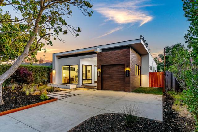 3502 Bryant Street, Palo Alto CA: https://media.crmls.org/mediaz/66ff242f-6601-41ee-87b2-56be290e81ee.jpg