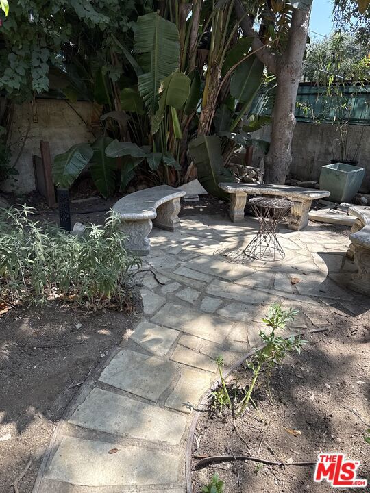 Serene Outdoor Seating Areas