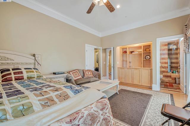 190 Pickering Ave, Fremont CA: https://media.crmls.org/mediaz/67008d90-7841-4d06-b139-58d8aaa91164.jpg