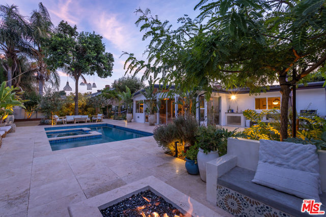 7442 Capps Avenue, Los Angeles CA: https://media.crmls.org/mediaz/67023991-1b56-4612-aa89-65fc79dfb925.jpg