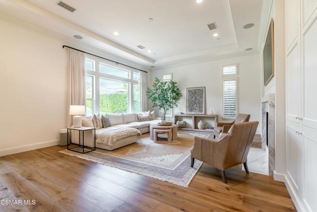 5675 Via Bonita, Newbury Park CA: https://media.crmls.org/mediaz/6702ff3e-0c8b-40ed-9b50-a52c7f345cbd.jpg