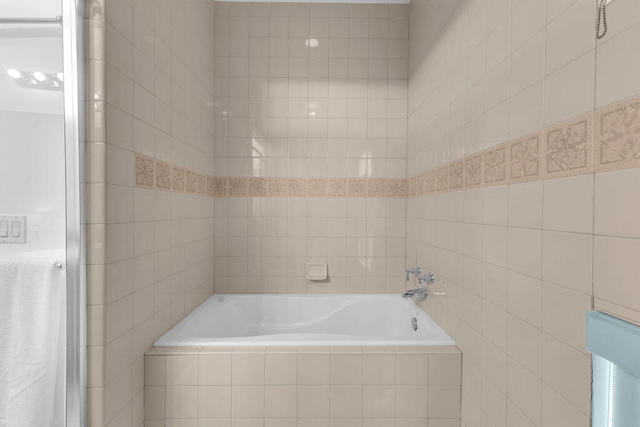 12622 Miracle Hill Road, Desert Hot Springs CA: https://media.crmls.org/mediaz/6703a094-b2f3-4e77-bc36-fd067c926cf5.jpg