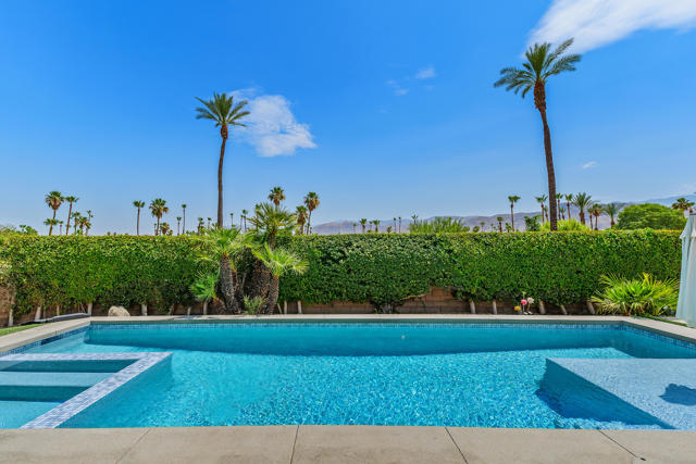 70920 Ironwood Drive, Rancho Mirage CA: https://media.crmls.org/mediaz/6703bf8f-4f4f-46b8-936e-385b6b240f8e.jpg