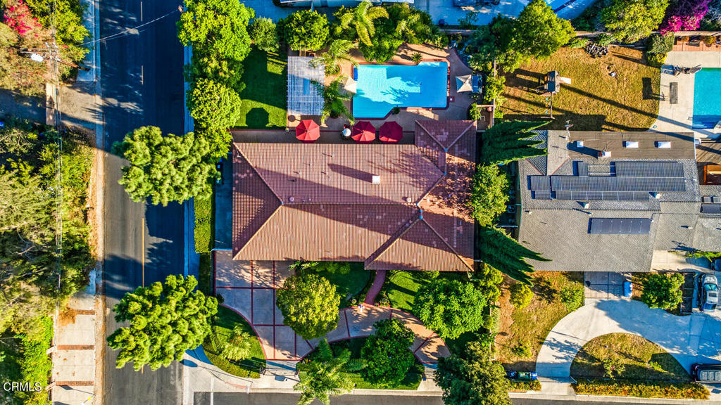 https://media.crmls.org/mediaz/67045467-1538-4a28-8b78-d5c718251163.jpg?preset=X-Large